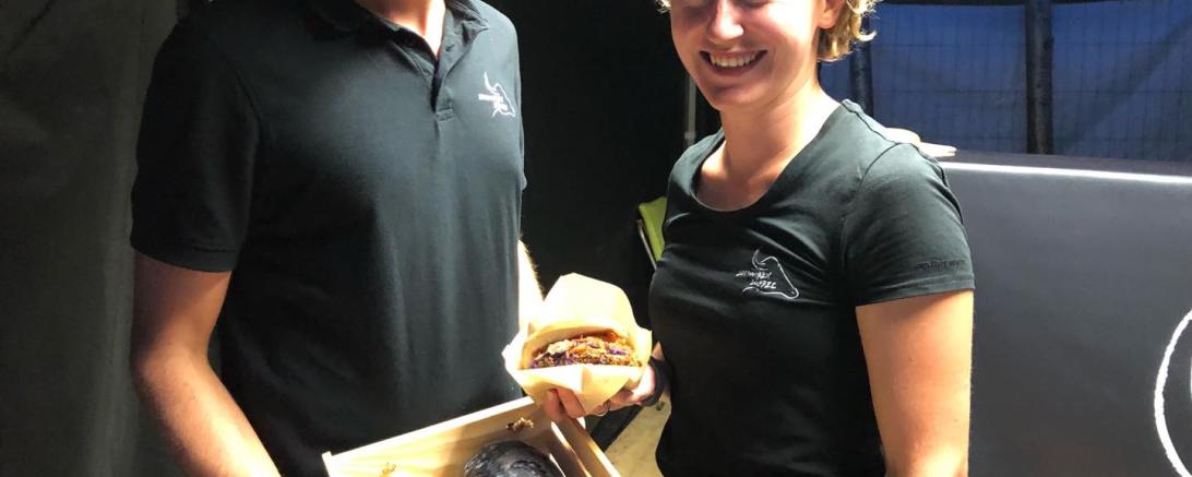 37861625_230473744241960_7341330063670902784_n