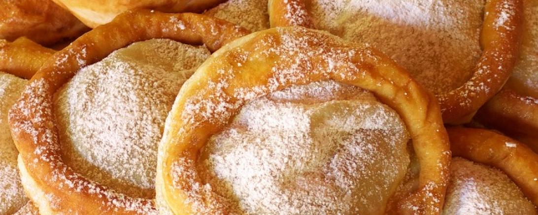 MKLR_Ausgepackt_Heiß-und-fettig-Schmalzgebäck_MartinBeer