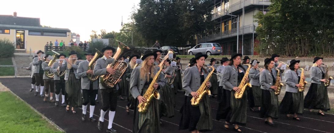 42058969_2153538218253645_8074561954116534272_n