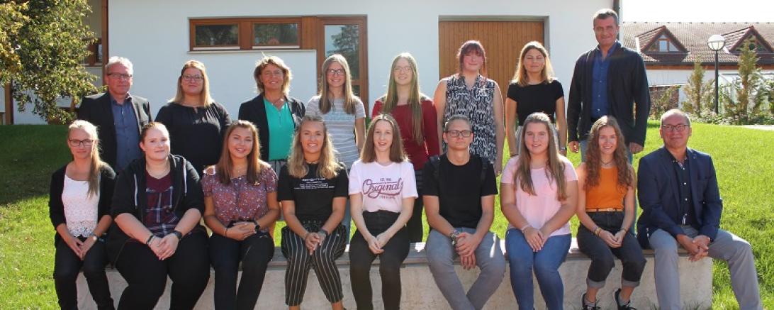 HKS neue FSJ und Praktikanten