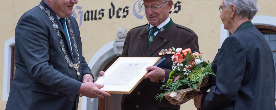 Festakt Verleihung Partnerschaftsmedaille an Pepi Köll