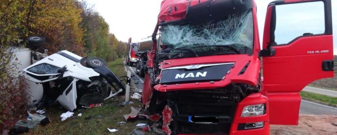 521F7EF9-F203-4148-961D-8F15CE642C07