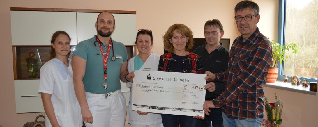 Spendenübergabe 750 Euro für die Palliativstation