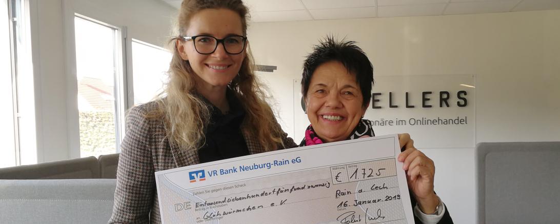 Spenden Übergabe 4 Seller an Glühwürmchen e.V.