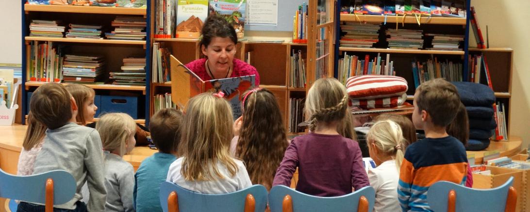 Vorlesestunde in der Stadtbibliothek in Donauwörth