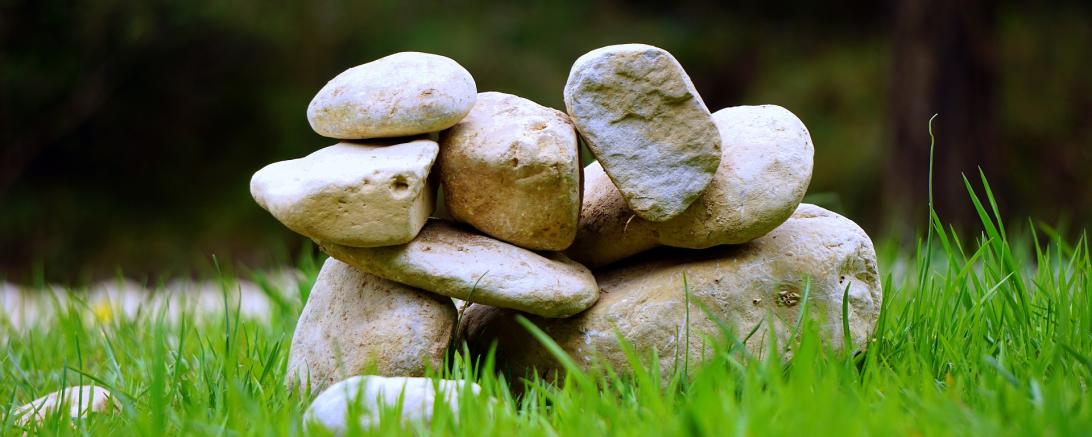 Ein Stapel voller Steine