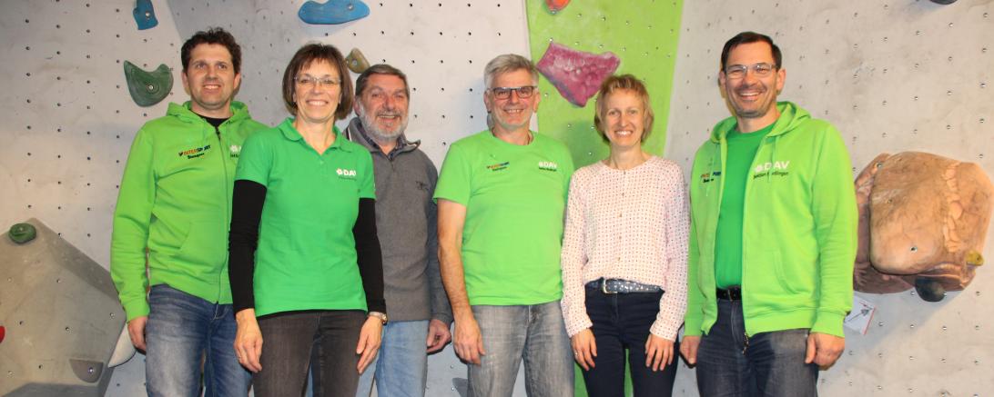 Das Bild zeigt den Festausschuss des DAV Nördlingen.