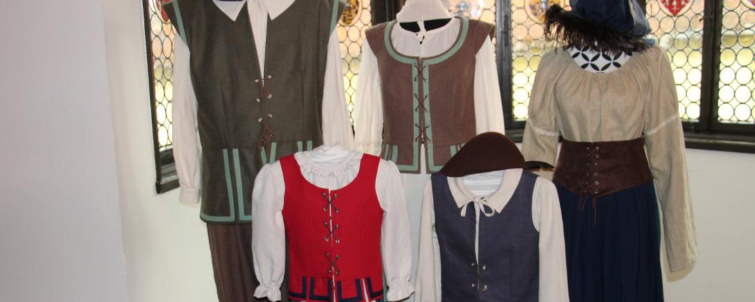 Kostüme für das Stadtmauerfest Nördlingen.