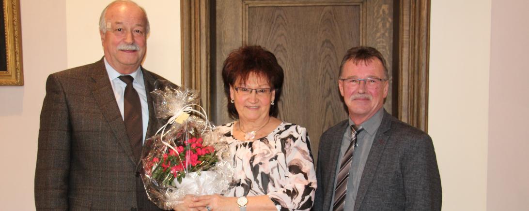 Ehrung Marianne Ziegler als langjährige Flurerin