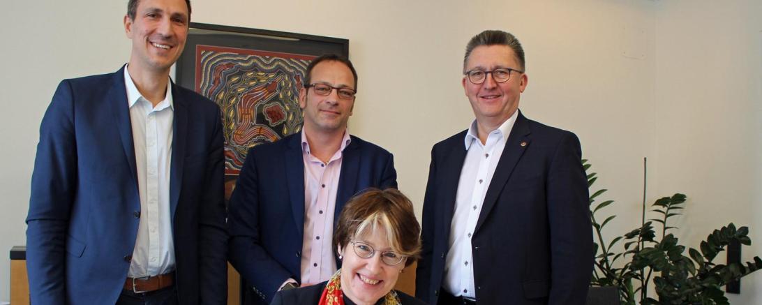 Das Bild zeigt Christoph Schmid, Nico Hippe, Ulrike Bahr und Johann Sailer.