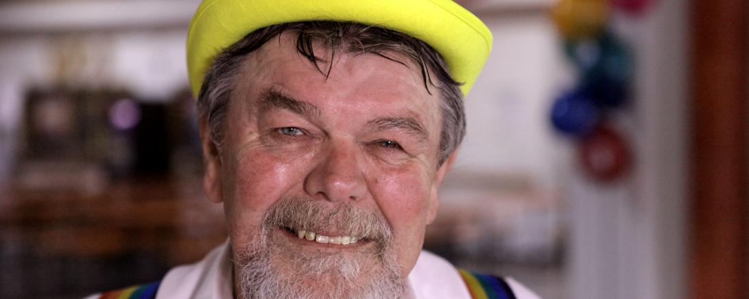 Das Bild zeigt Heinz Altmann, den Organisator des Polsinger Faschingsballs.