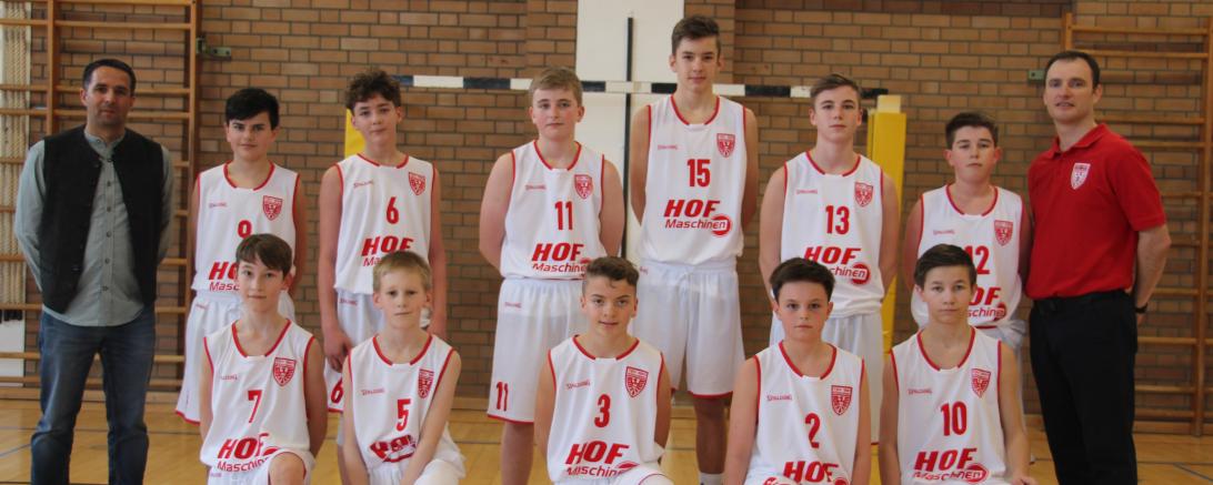 Die U14-Mannschaft vor dem Spiel gegen den TSV Jahn Freising