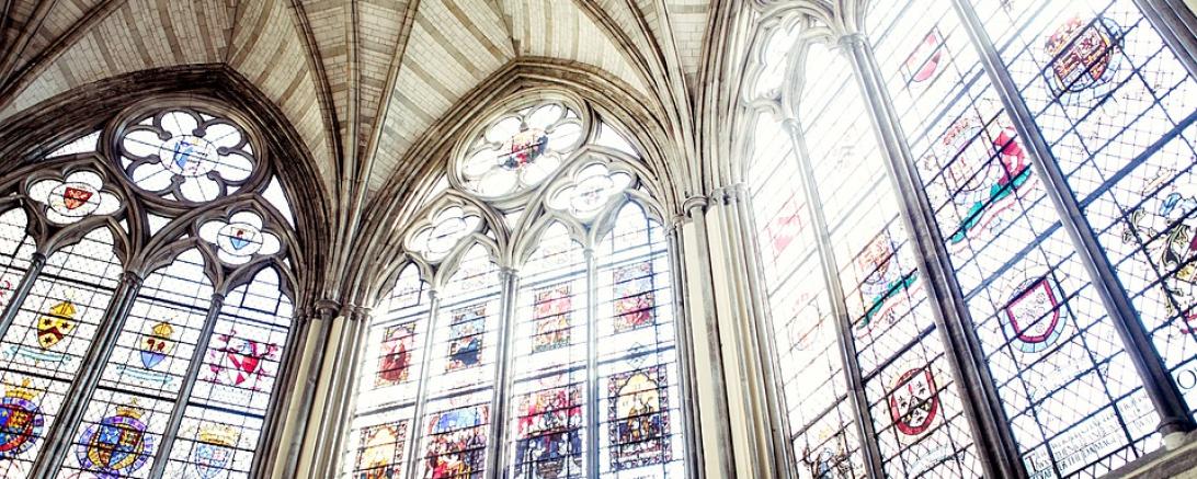 Glasfenster einer Kirche