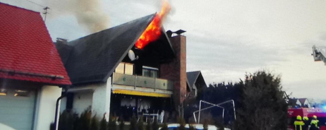 In Rain brannte ein Dachgeschoss.
