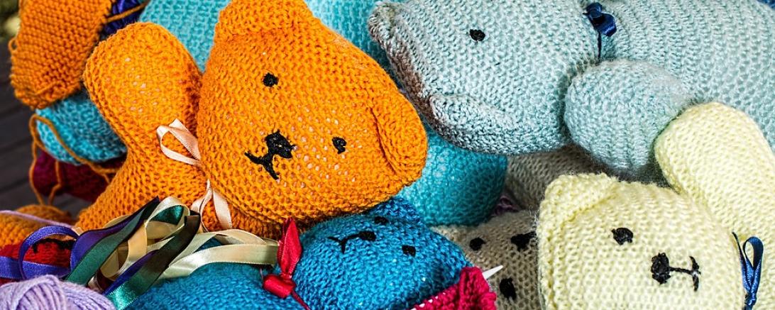 Das Bild zeigt Kinderspielzeug.