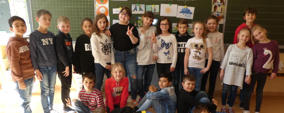 Das Bild zeigt den Projekttag an der Grundschule an der Schillerstraße.