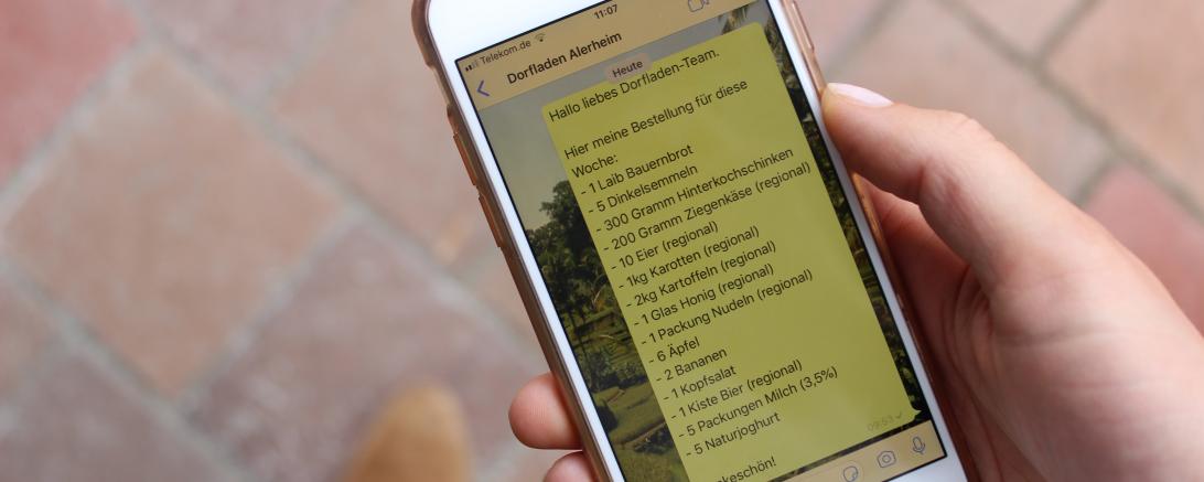 Das Bild zeigt den Whatsapp-Einkauf beim Dorfladen in Alerheim.