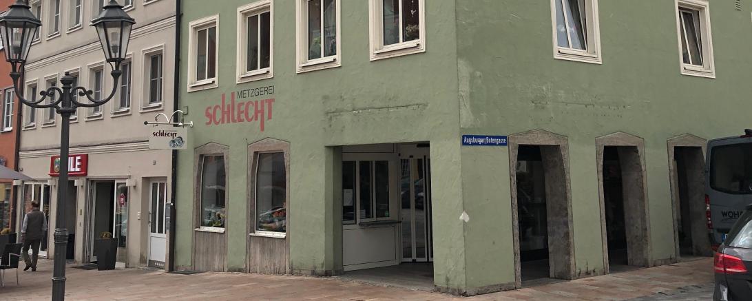 Gebäude in der Reichsstraße. 