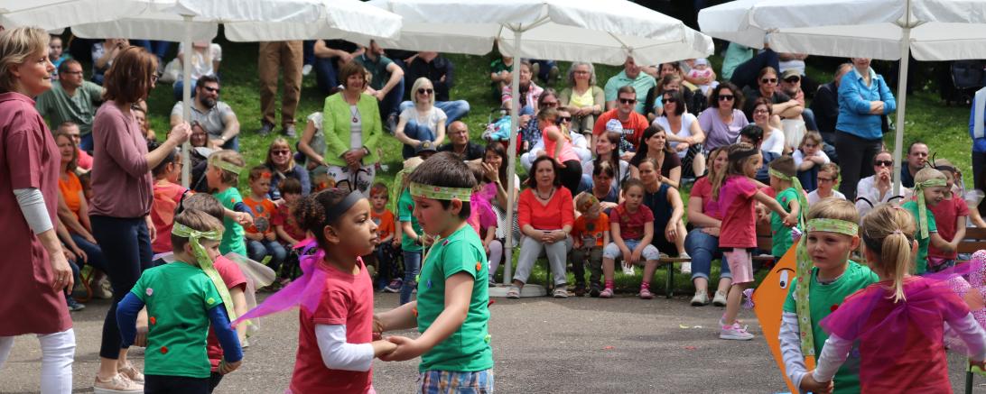 Das Bild zeigt das Kita-Fest der Kindertagesstätte Maria Immaculata in Asbach-Bäumenheim.