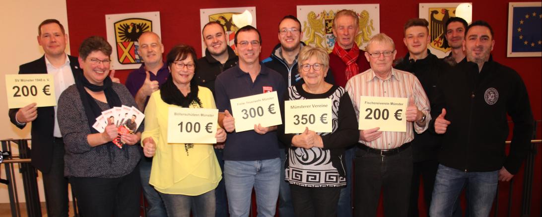 Das Bild zeigt die Münsterer Spender.