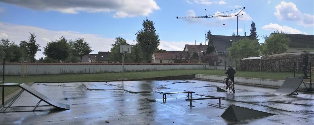 Genderkingen hat jetzt einen Skaterplatz. 