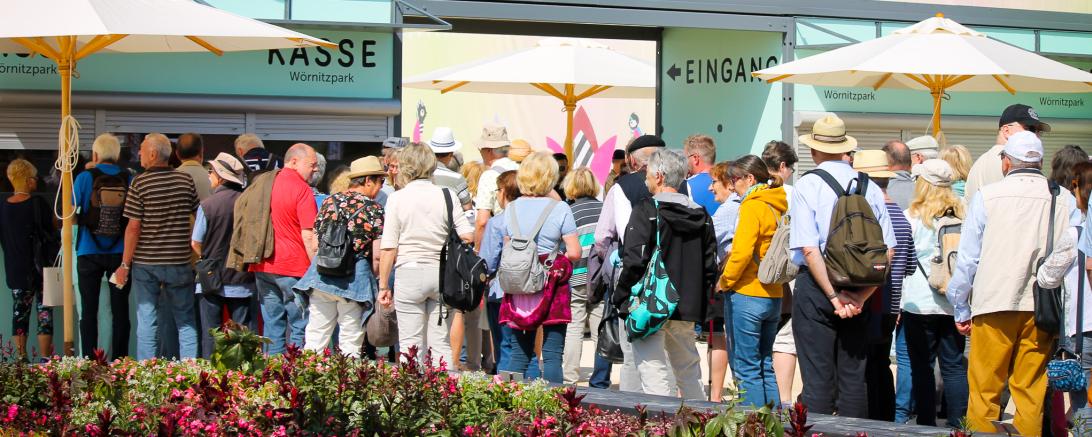 Zahlreiche Besucher strömten von nah und fern nach Wassertrüdingen, um die Gartenschau schon am ersten Wochenende zu erleben. 