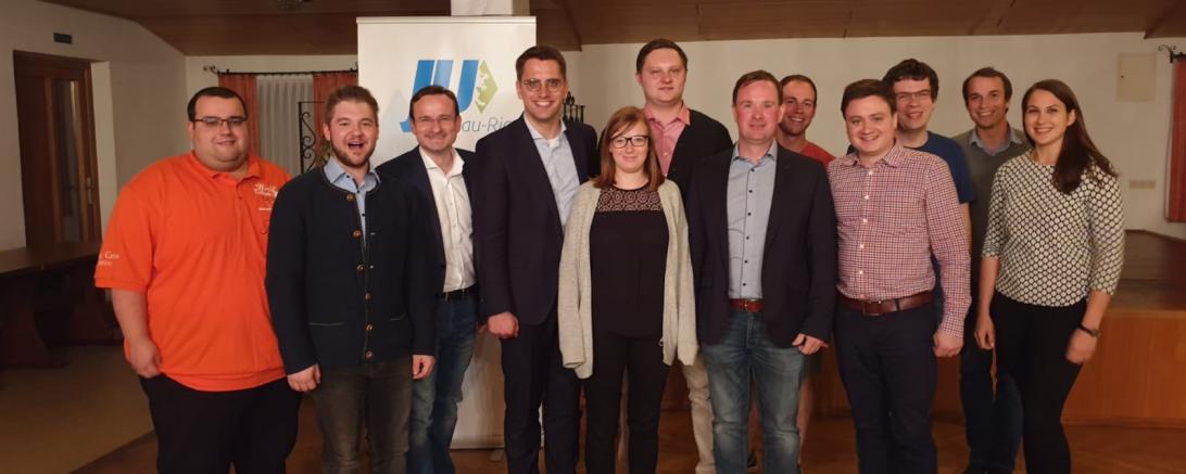 Am vergangenen Mittwoch machte Christian Doleschal, der als Spitzenkandidat der bayerischen JU auf Platz 5 der CSU-Landesliste für die Europawahl kandidiert, Halt für einen Auftritt in  Wolferstadt.