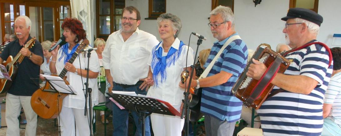 Der Buchdorfer Zweigesang im Hofgut Bäldleschwaige.