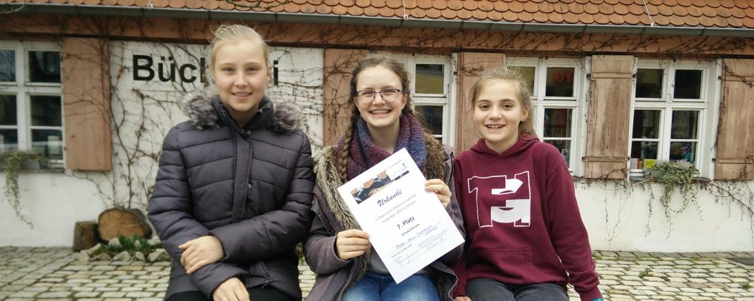 Die Schülerinnen des THG konnten sich in einem engen Mittelfeld einen guten 7. Platz sichern und waren angesichts der starken Konkurrenz mit einigen teilnehmenden Oberstufenschülern damit sichtlich zufrieden.