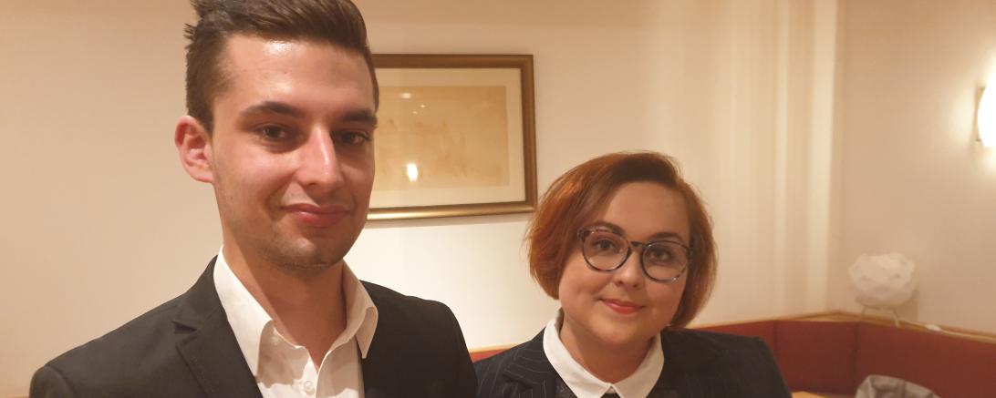 Juso Vorsitzender Daniel Becht und seine Stellvertreterin Laura Schwetz.