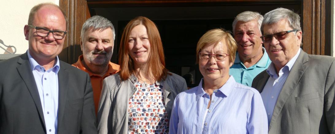 Auf dem Bild zu sehen: Georg Wiedemann, Walter Fograscher, Rita Ortler, Gabi Fograscher (1. Vorsitzende), Paul Schneele, Erich Geike