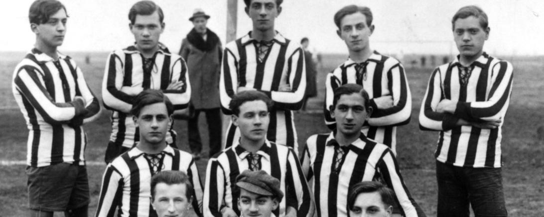 Die TSV-Fußballmannschaft von 1919.