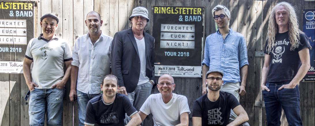 Das Bild zeigt Ringlstetter & Band.