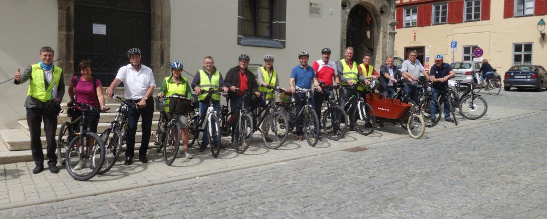 Die Stadt Nördlingen hat zur Befahrung des in Entwicklung befindlichen Radverkehrsnetzes eingeladen. 