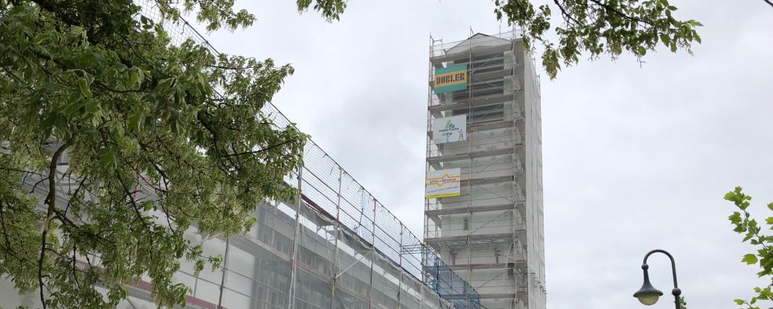 Das Bild zeigt die Sanierung der Christkönigskirche in Nordendorf.