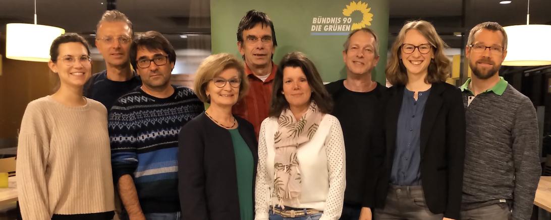 Das Bild zeigt von linsk: Katja Heinrich, Kurt Jenning, Joachim Feldengut, Ursula Kneißl-Eder, Werner Waimann, Andrea Eireiner, Elmar Benedikter, Eva Lettenbauer, Thomas Krepkowski (es fehlt: Julia Minnich)