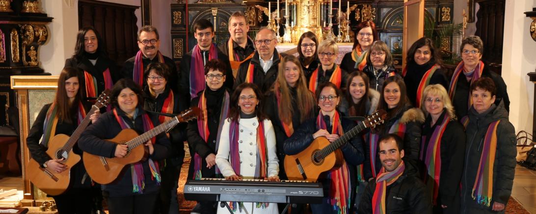 Das Bild zeigt den Chor De Lumina.