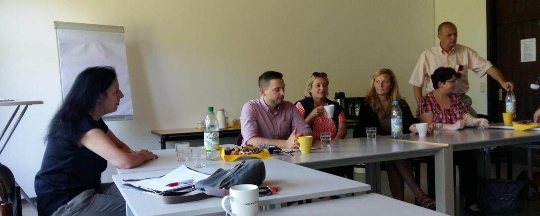 Auf dem Bild (v.l.n.r.): MdB Eva-Maria Schreiber, Tobias Hilgers, Sybille Jakob, Silvia Norzinski