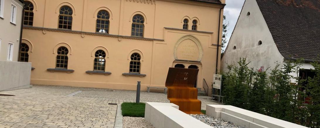 Bürgerhaus Alte Jüdische Schule feierlich eröffnet|Hainsfarth|Donau ...