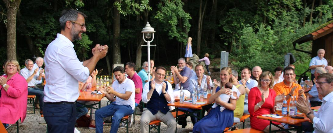 Steffen Höhn dankte der Versammlung für das einstimmige Votum der Parteimitglieder.