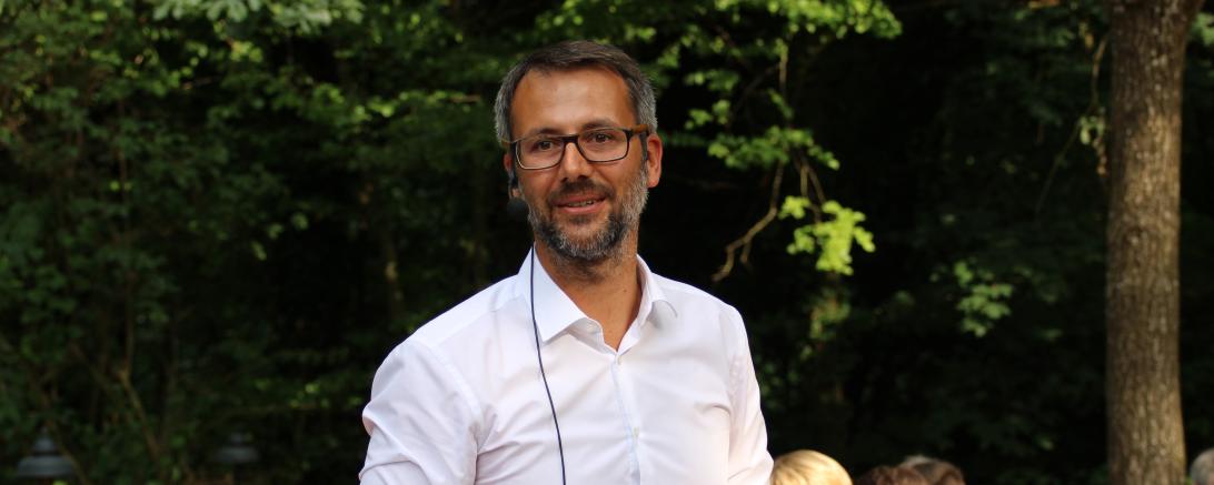 Das Bild zeigt Steffen Höhn.