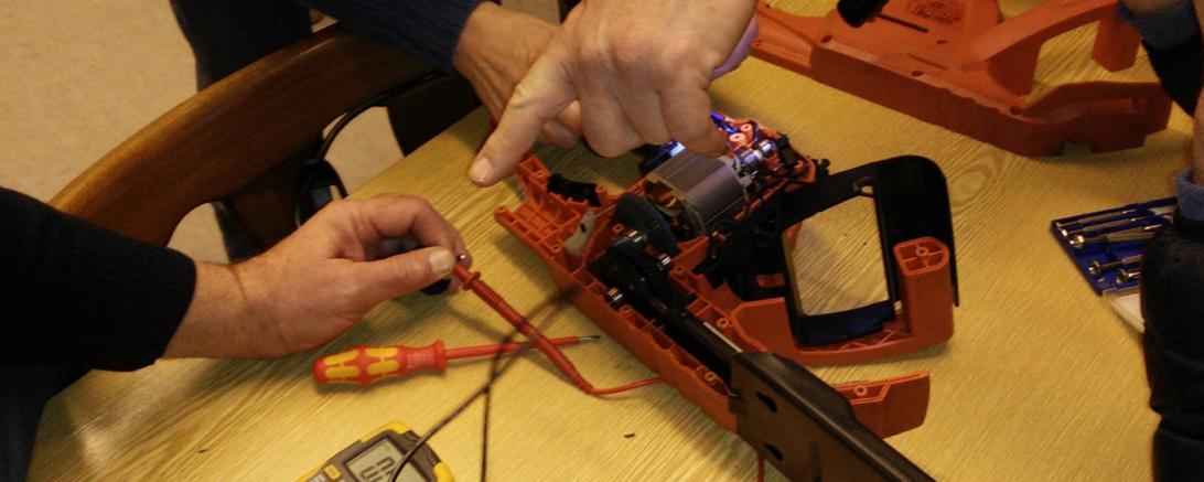 Auf dem Bild zu sehen ist ein Ausschnitt aus dem Repaircafe 