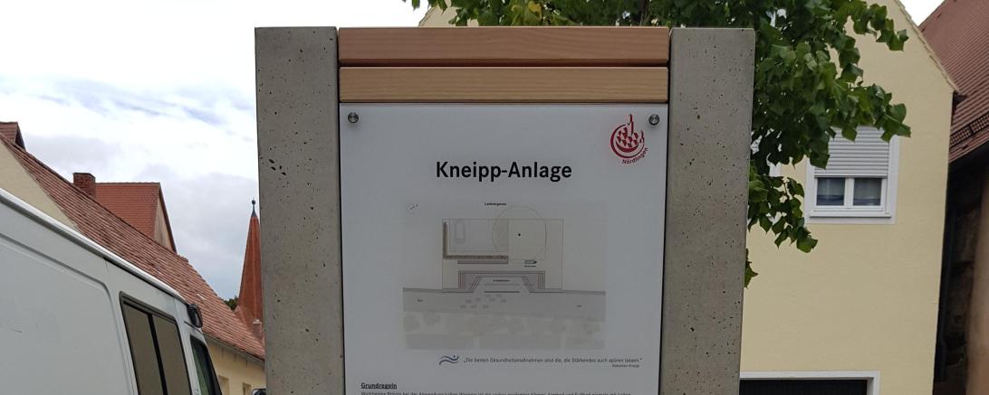 Hinweisschild Kneippanlage Stadt Nördlingen