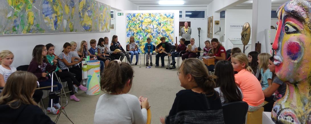 In der Klangwerkstatt beim diesjährigen Kinderkulturcamp in Wemding