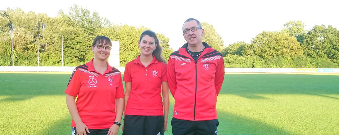 Auf dem Bild zu sehen v. l. n. r. Anja Neubauer, Franziska Kohl, Christian Melan