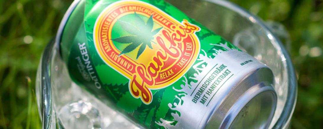 Das Bild zeigt das neue Oettinger Hanfkiss in der Dose