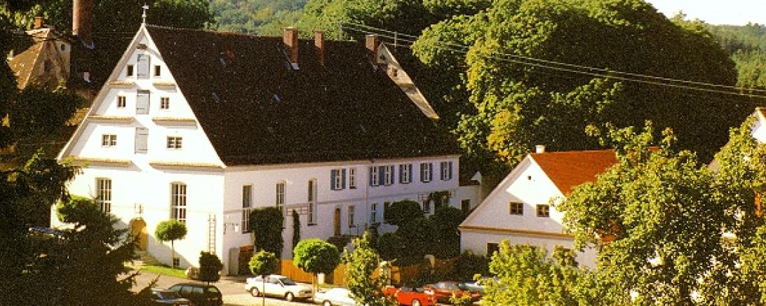 Das Bild zeigt das Gasthaus Thaddäus in Kaisheim