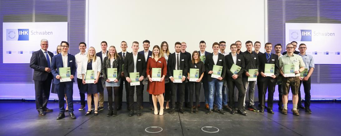 IHK Schwaben ehrt die besten Auszubildenden|Landkreis|Donau-Ries-Aktuell