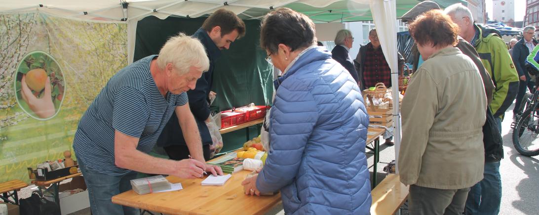 Apfelmarkt 2019 Oettingen