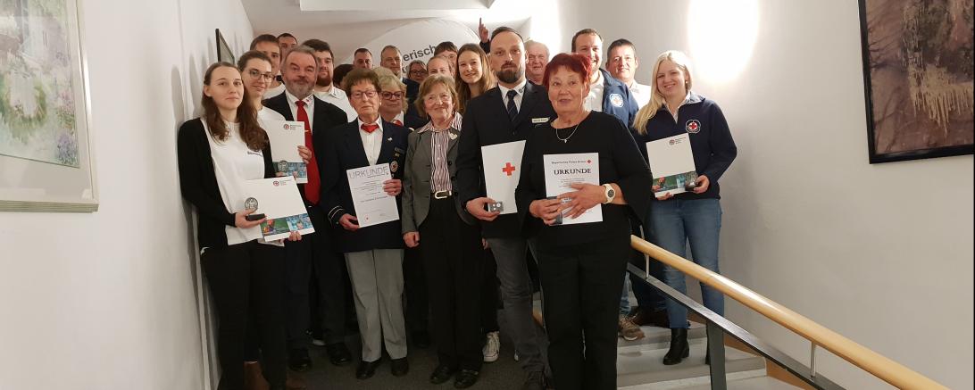 BRK Kreisverband Nordschwaben vergibt Auszeichnungen an Ehrenamtliche